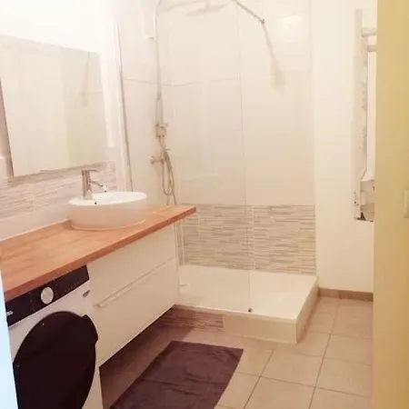 Un Joli Chez Vous A Apartment *