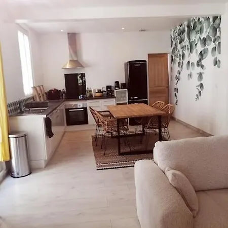 Apartment Un Joli Chez Vous A *
